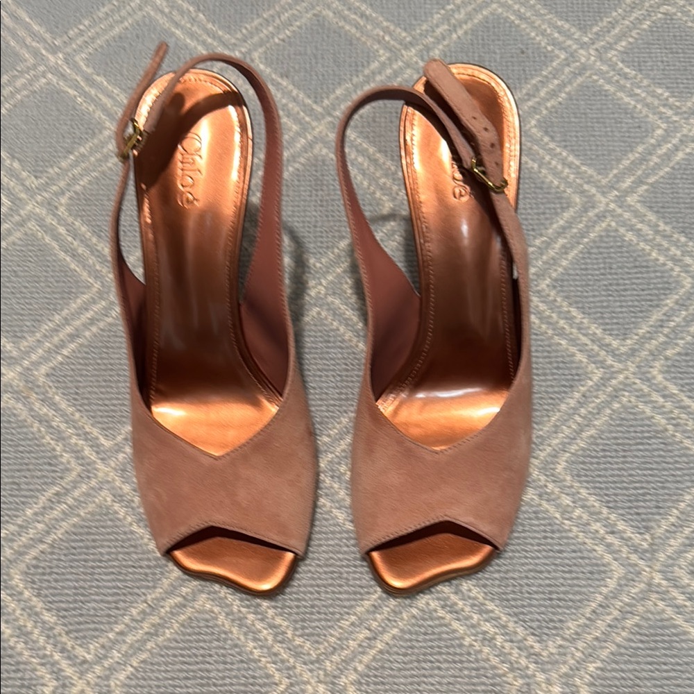 Chloe Heeled Flower Sandal